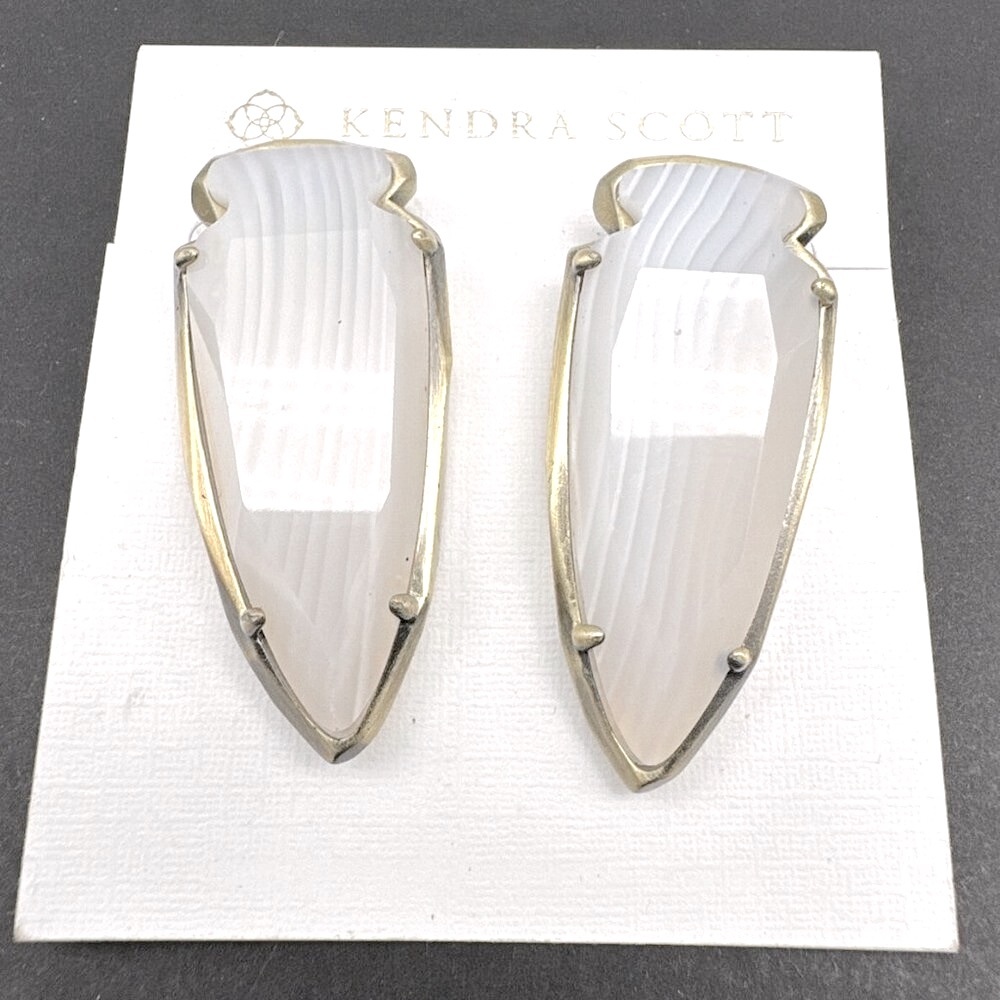 NWT [Kendra Scott] Kathryn Large Stud Geometric Earrings in White Banded Agate - Picture 5 of 11